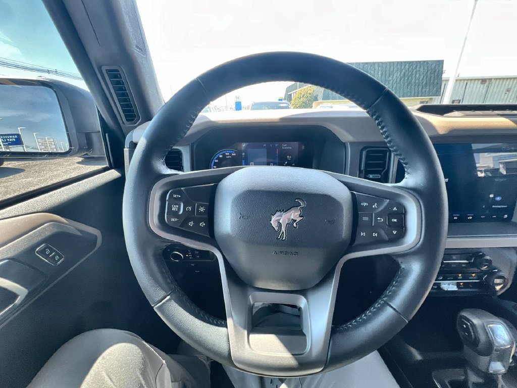 Used 2024 Ford Bronco Wildtrak AWD/4WD image 14
