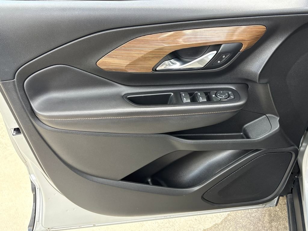 Used 2020 GMC Terrain SLE image 15