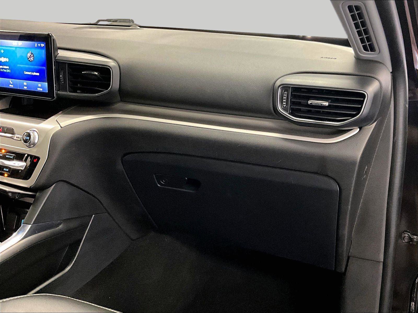 Used 2022 Ford Explorer XLT w/ Equipment Group 202A image 15