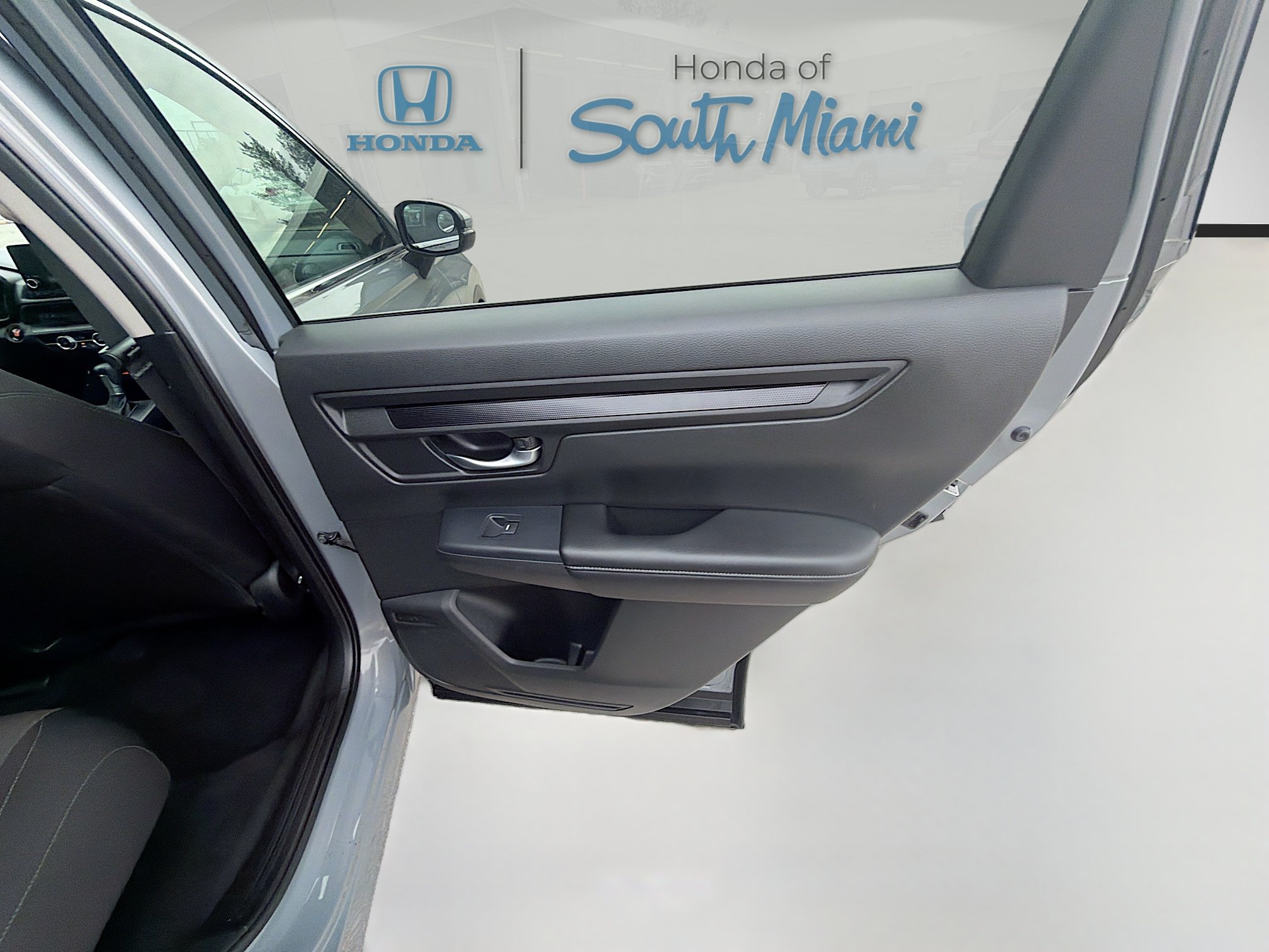 Certified 2025 Honda CR-V LX image 30