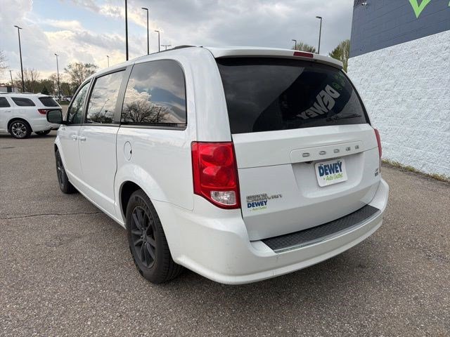 Used 2019 Dodge Grand Caravan GT image 3
