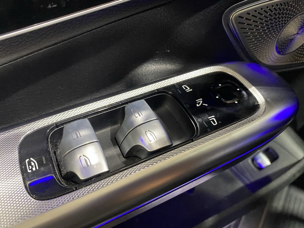 Certified 2023 Mercedes-Benz EQE 500 4MATIC Sedan image 10