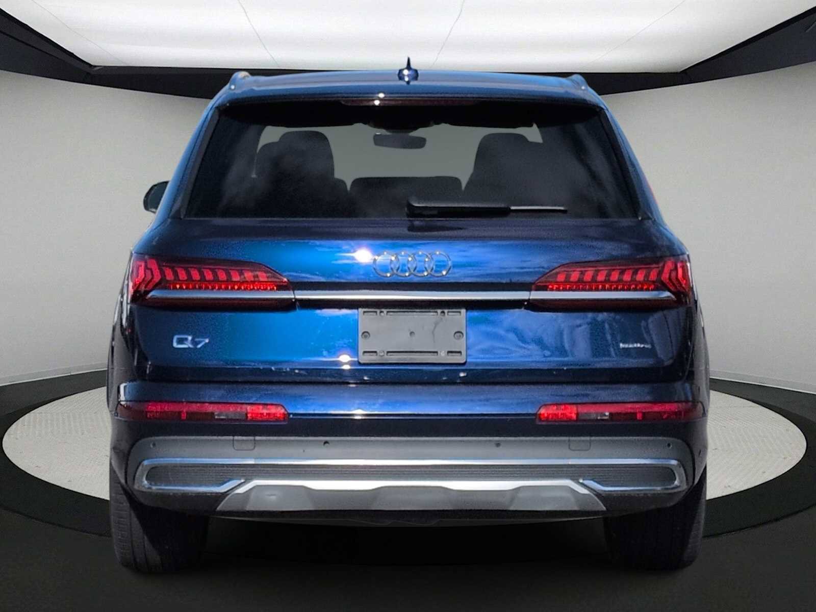 Used 2022 Audi Q7 Premium Plus image 7