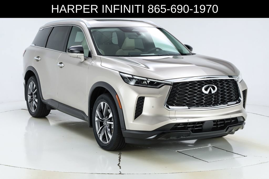 Used 2023 INFINITI QX60 Luxe w/ Vision Package FWD image 16