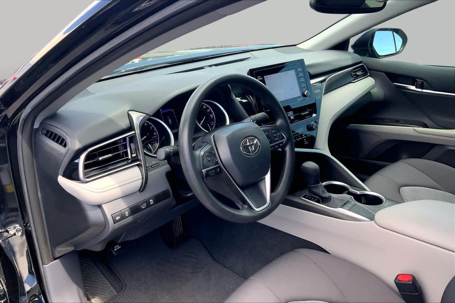 Used 2024 Toyota Camry LE w/ Convenience Package FWD image 18