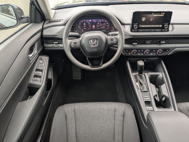 Used 2025 Honda Accord SE image 16