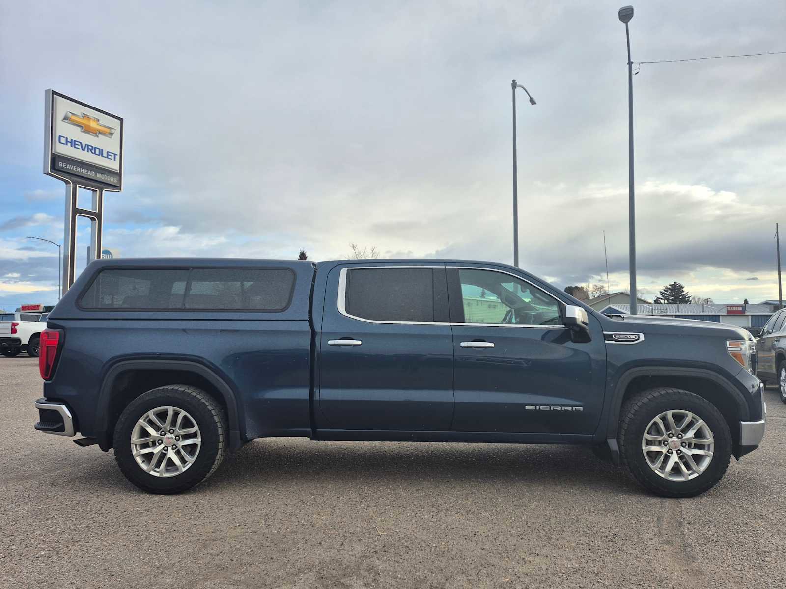 Used 2019 GMC Sierra 1500 SLT w/ SLT Premium Plus Package image 2