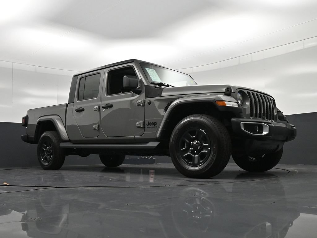 Used 2022 Jeep Gladiator Sport AWD/4WD image 29