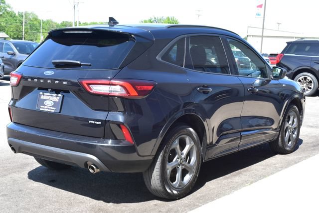 Used 2023 Ford Escape ST-Line AWD/4WD image 11