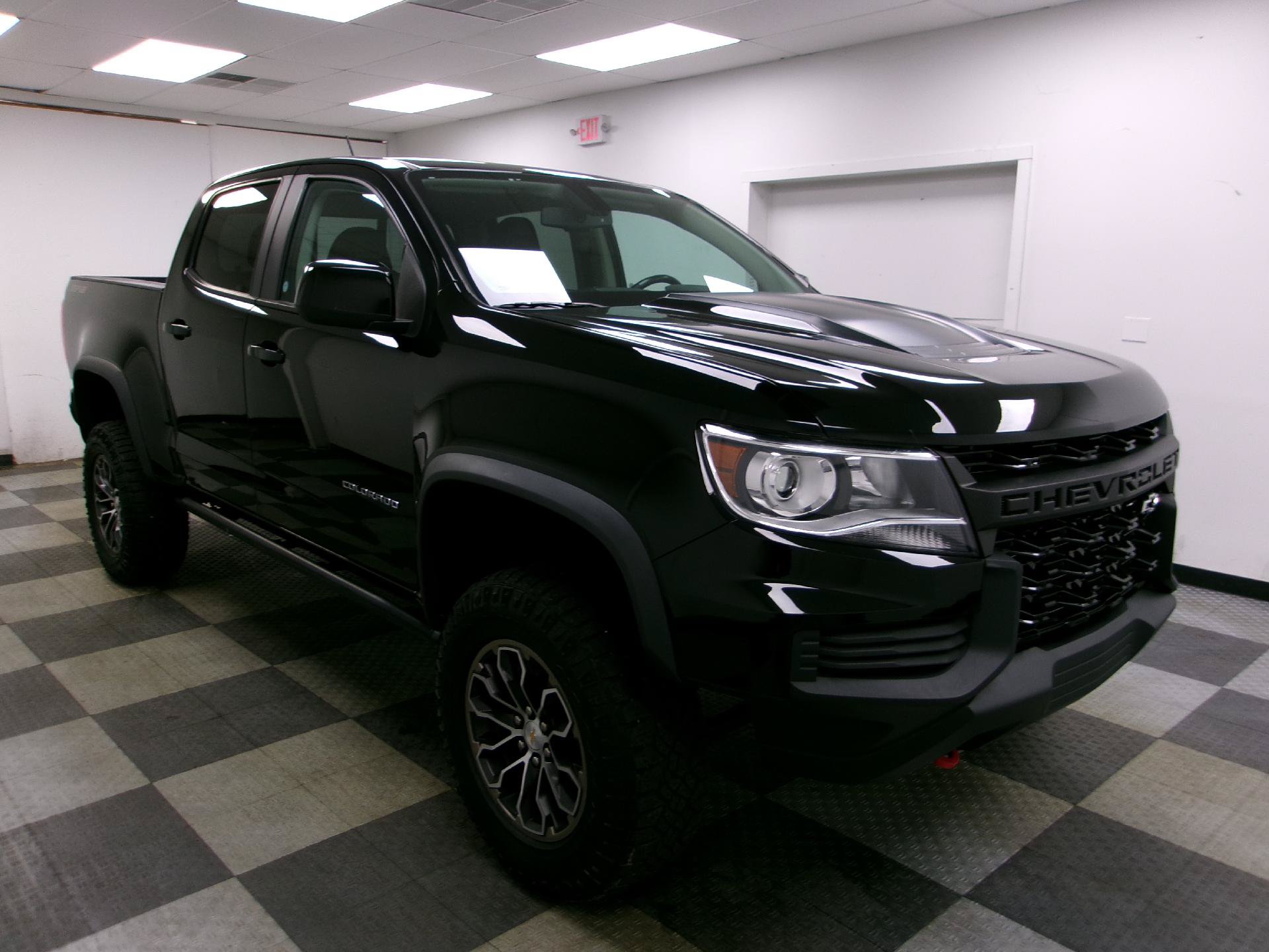 Used 2022 Chevrolet Colorado ZR2 AWD/4WD image 15