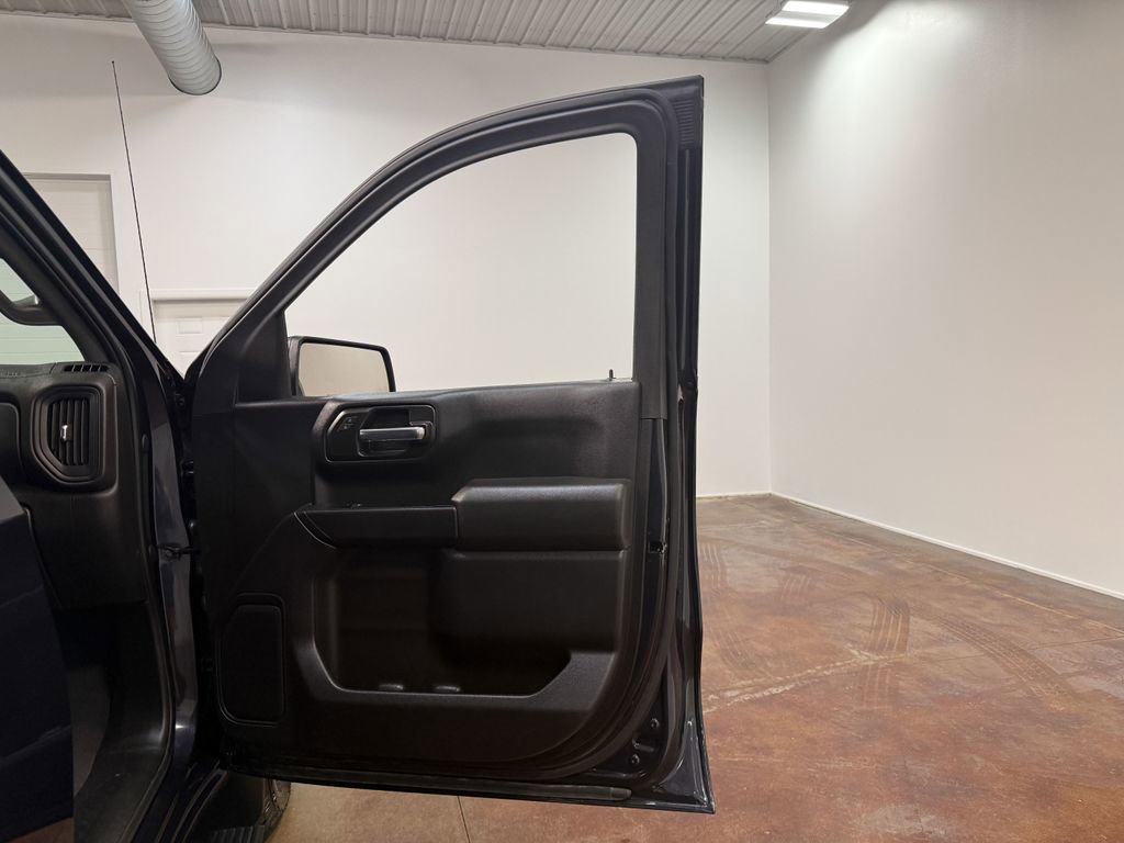 Used 2023 Chevrolet Silverado 1500 Custom image 62