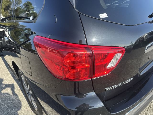 Used 2020 Nissan Pathfinder SL image 35