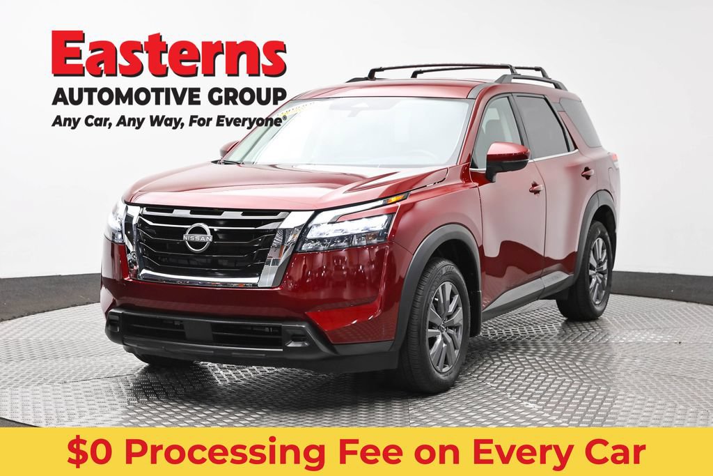 Used 2024 Nissan Pathfinder SV AWD/4WD image 1