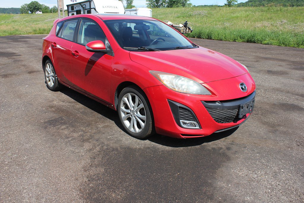 Used 2010 MAZDA MAZDA3 s Sport FWD image 2