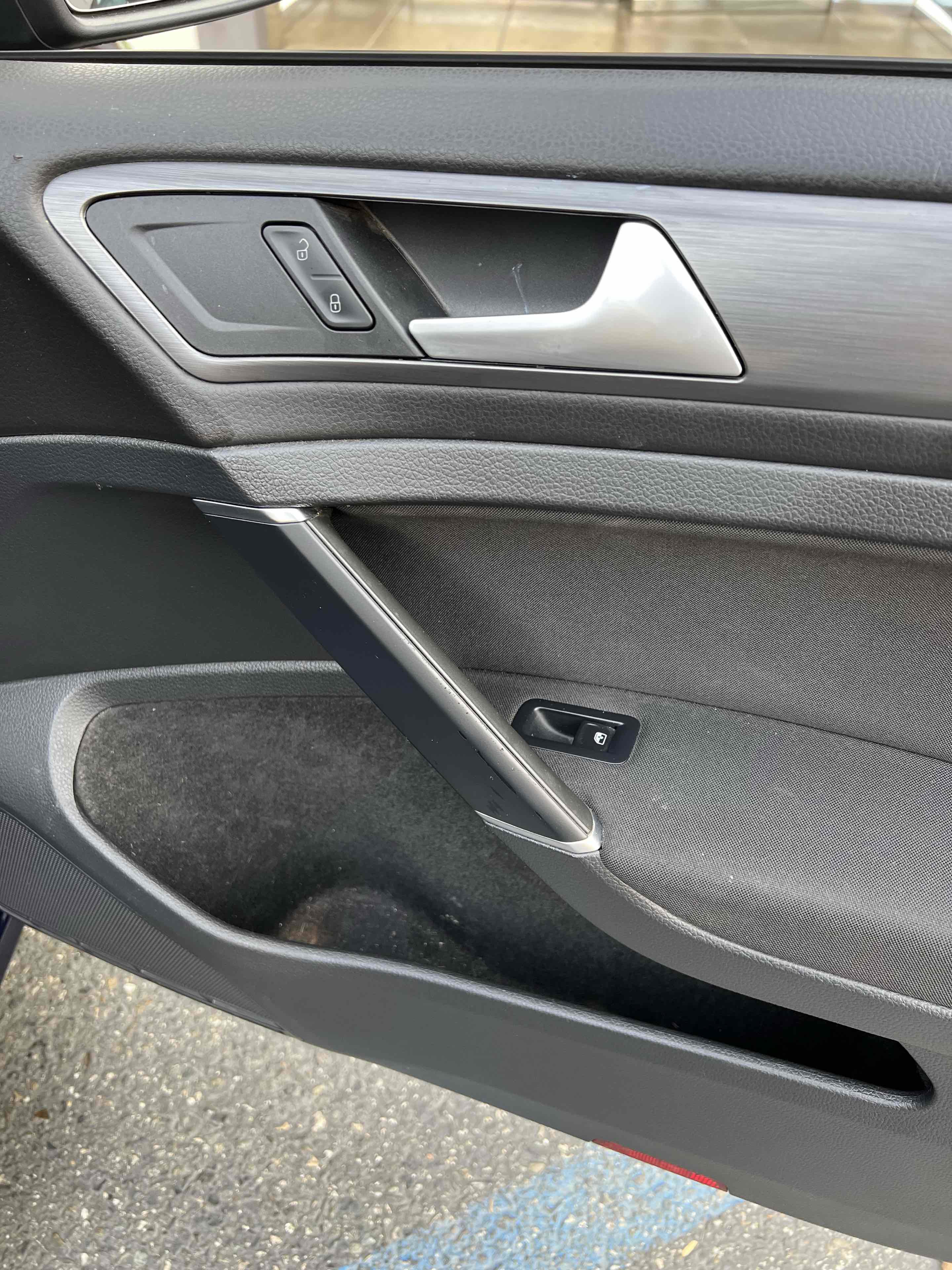 Used 2019 Volkswagen e-Golf SE w/ Driver Assistance Package image 64