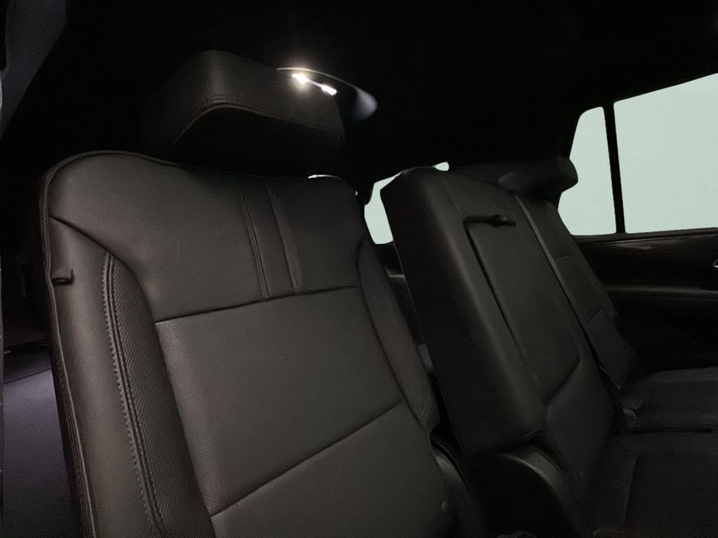 Used 2024 Chevrolet Tahoe RST w/ Sport Performance Package AWD/4WD image 15