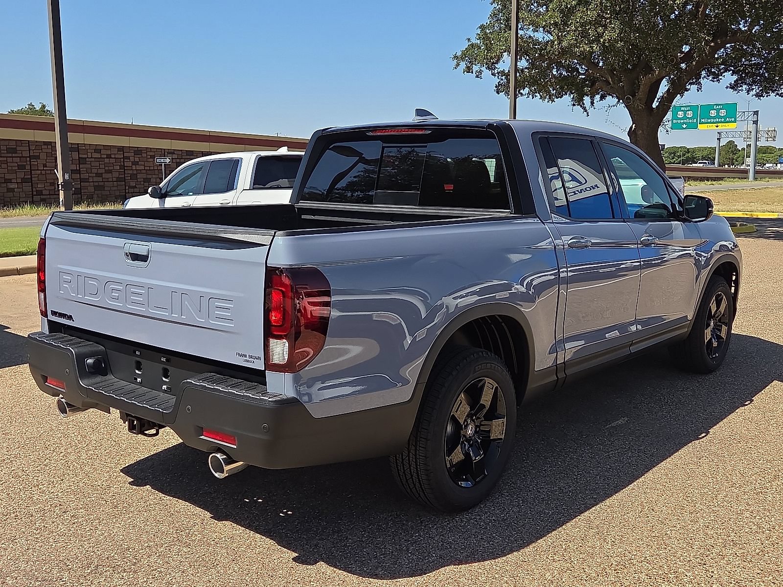 New 2026 Honda Ridgeline Black Edition image 4