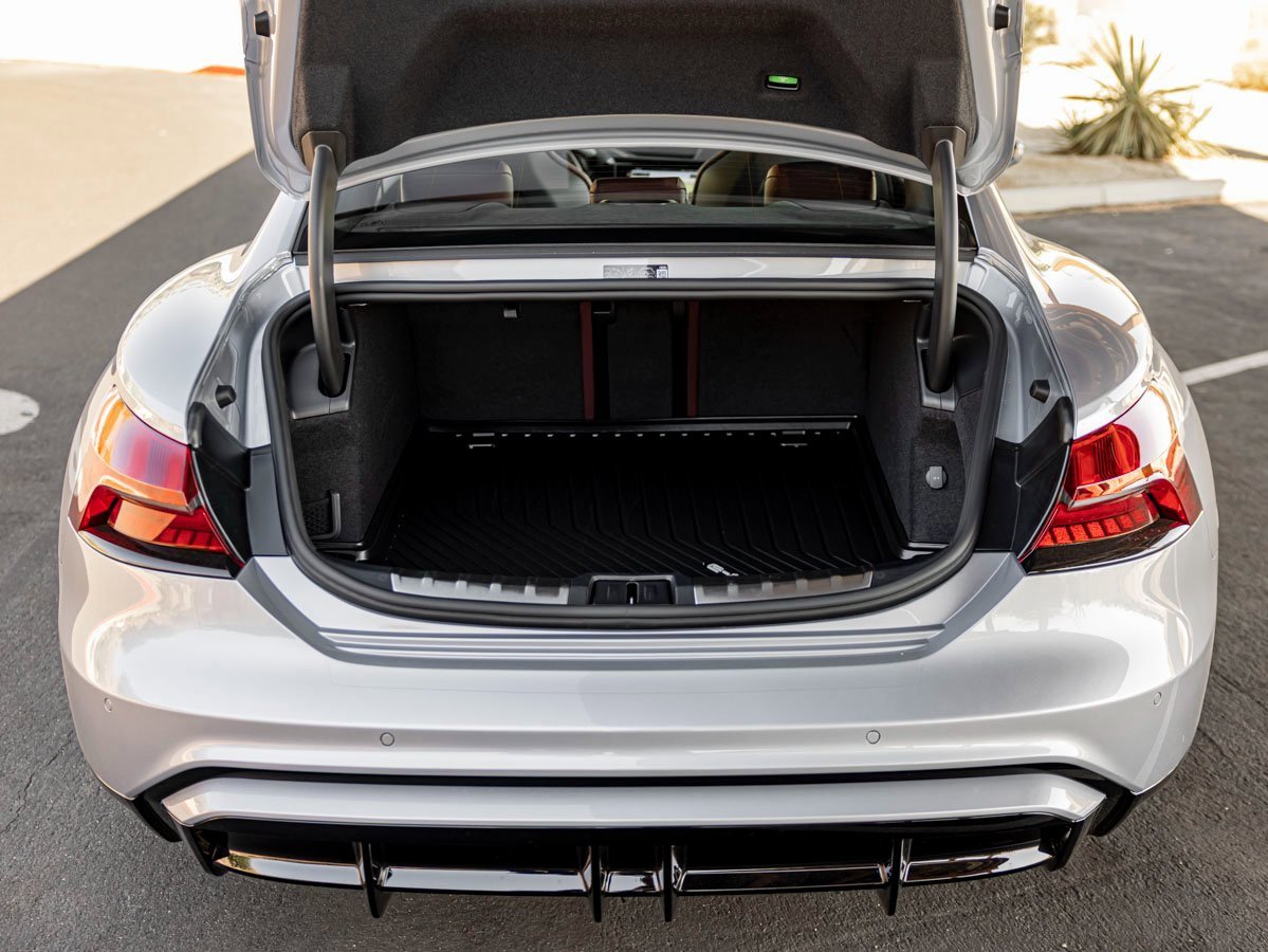 New 2025 Audi S e-tron GT Prestige image 21