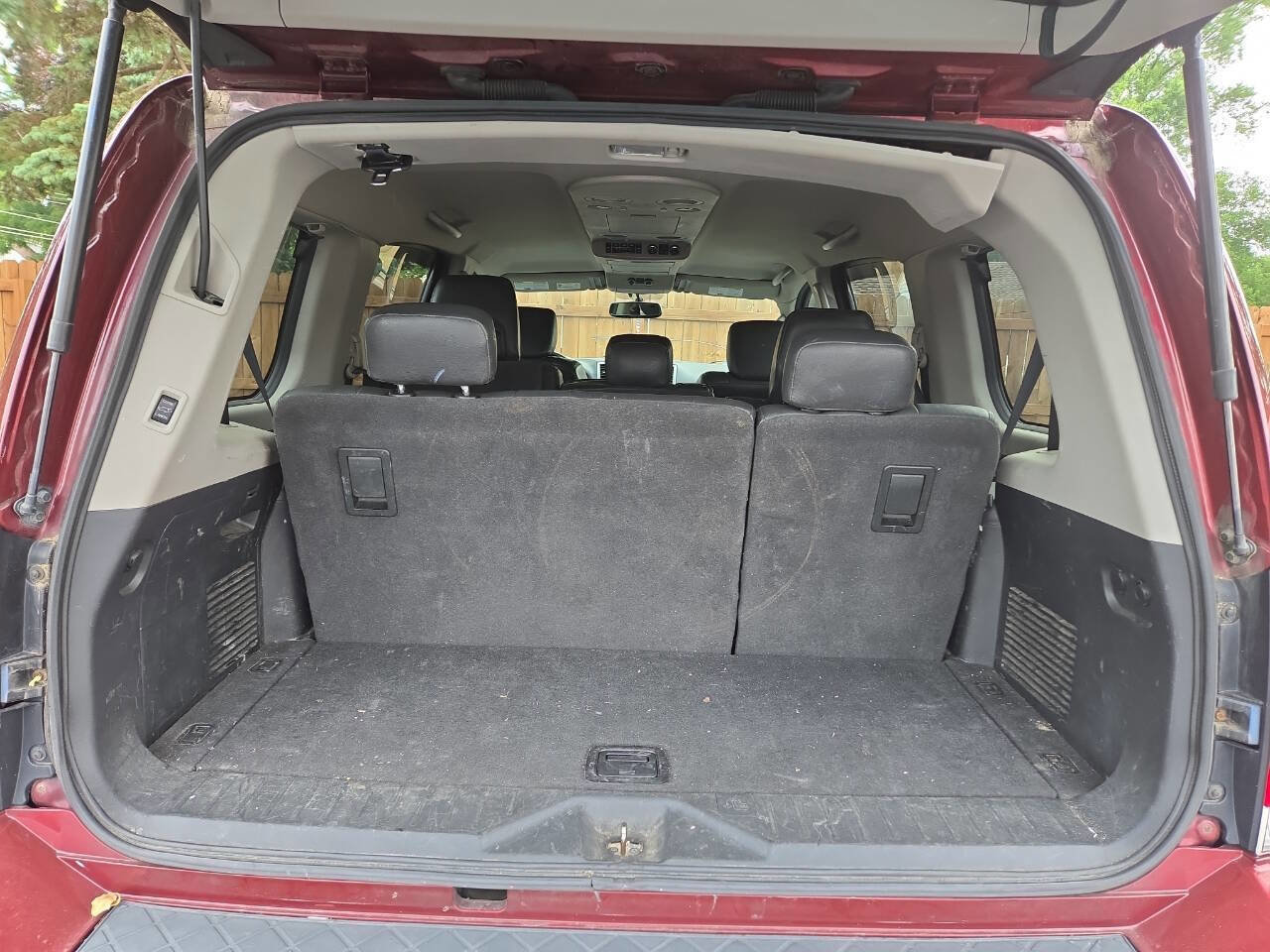 Used 2012 Nissan Armada SV image 6