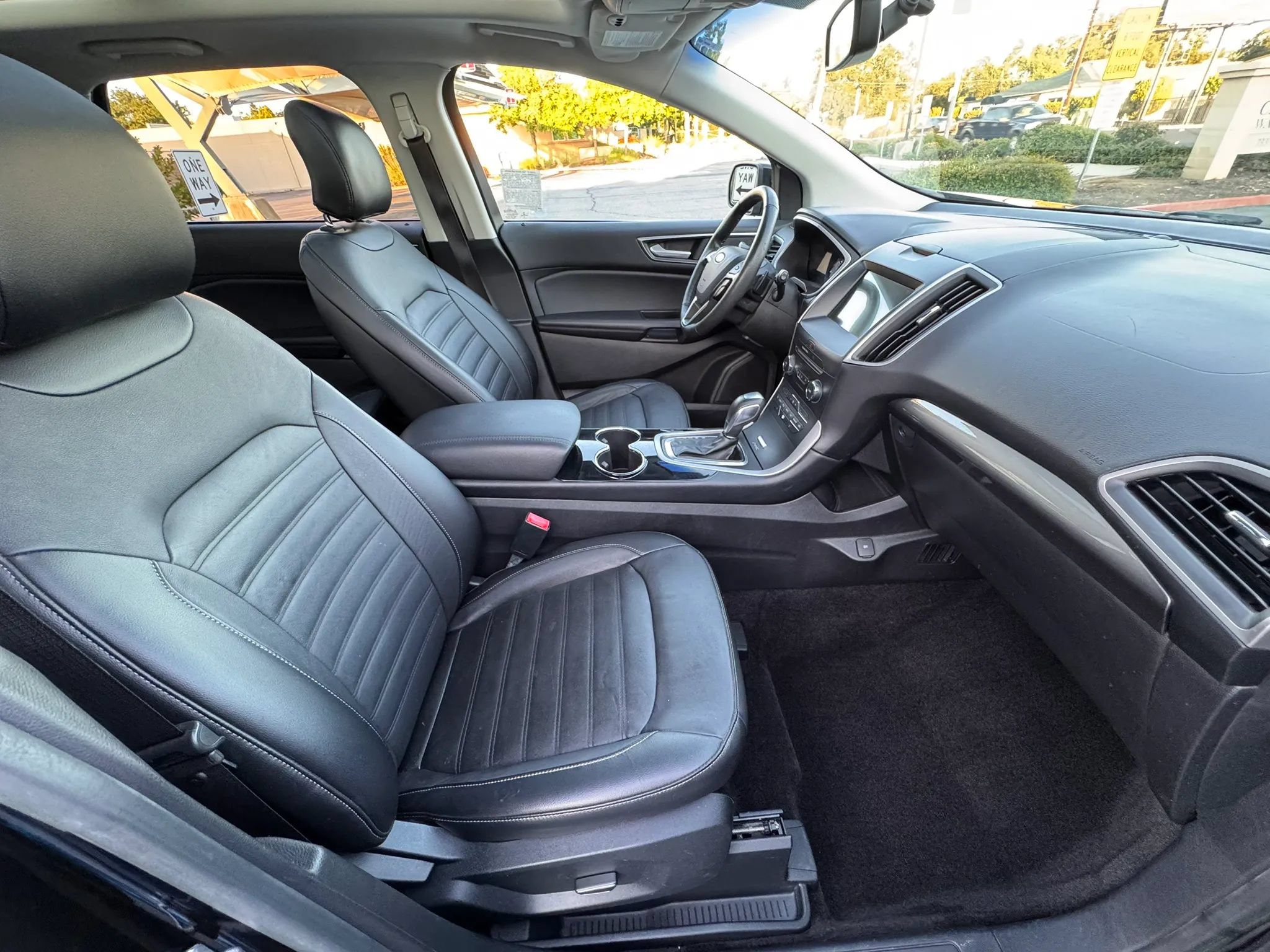 Used 2016 Ford Edge SEL w/ Equipment Group 201A FWD image 13
