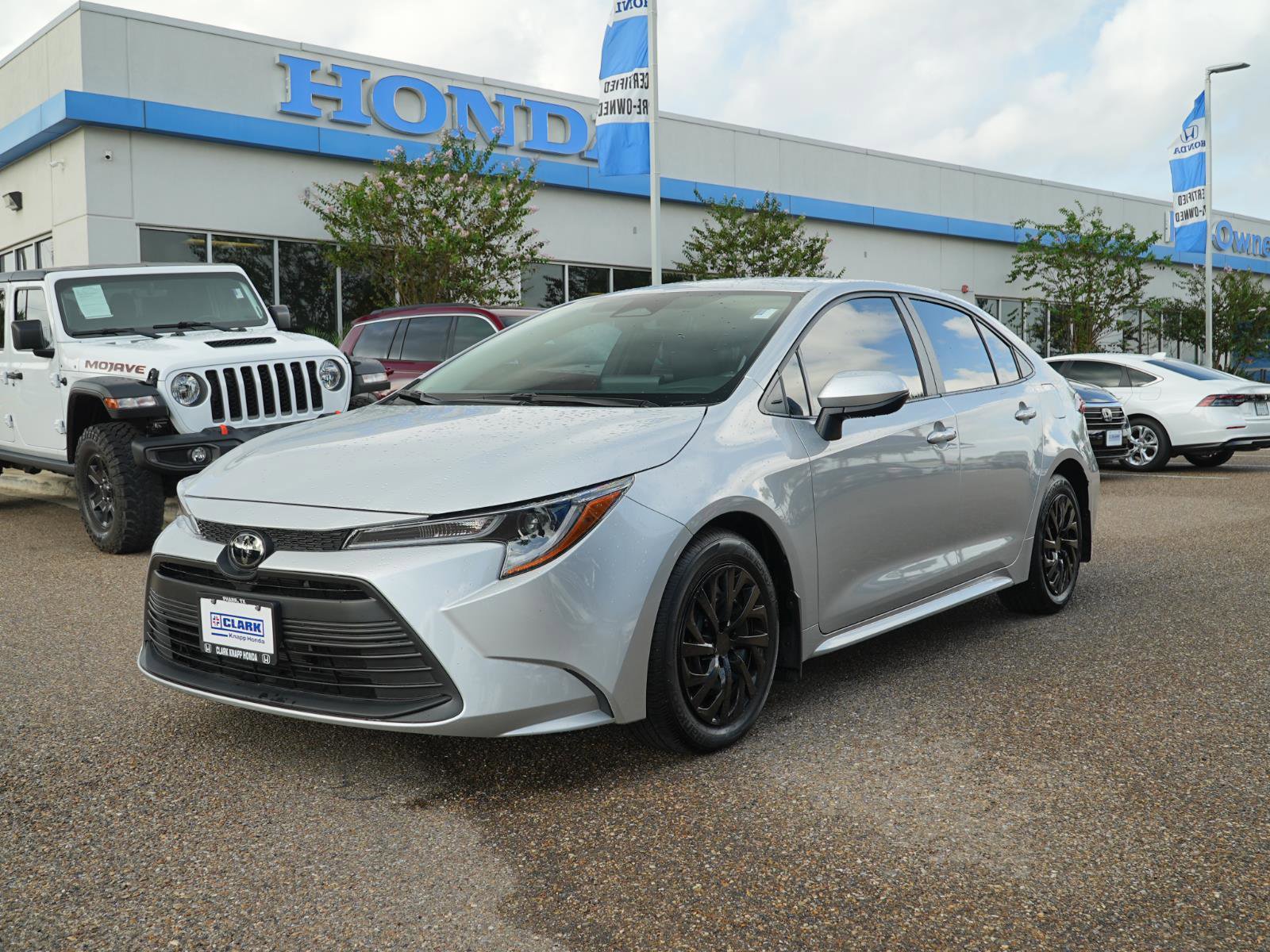 Used 2024 Toyota Corolla LE