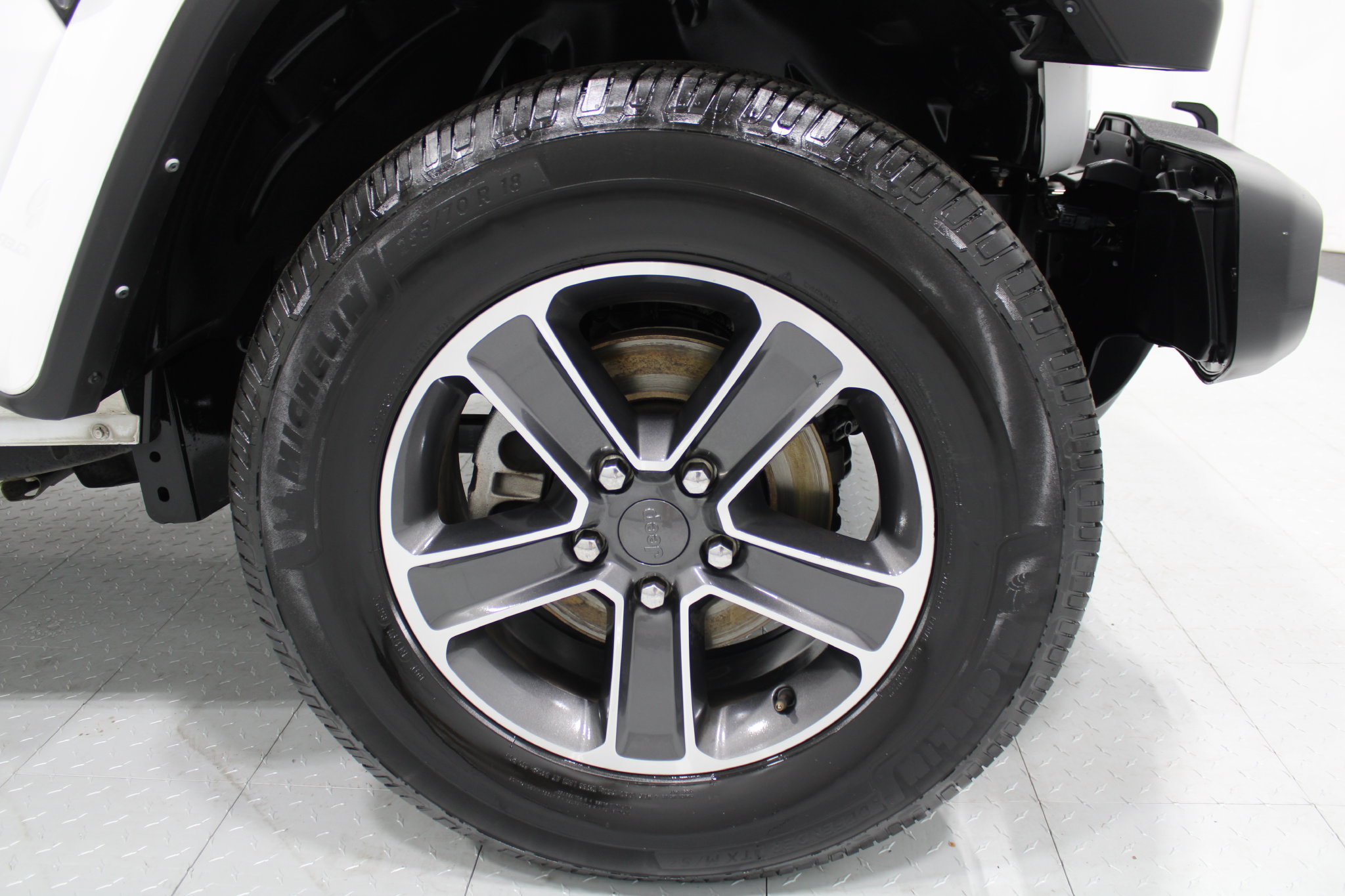 Used 2023 Jeep Wrangler Unlimited Sahara w/ Cold Weather Group AWD/4WD image 5