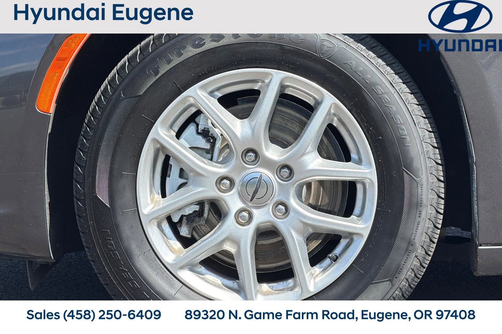 Used 2023 Chrysler Pacifica Touring-L FWD image 35