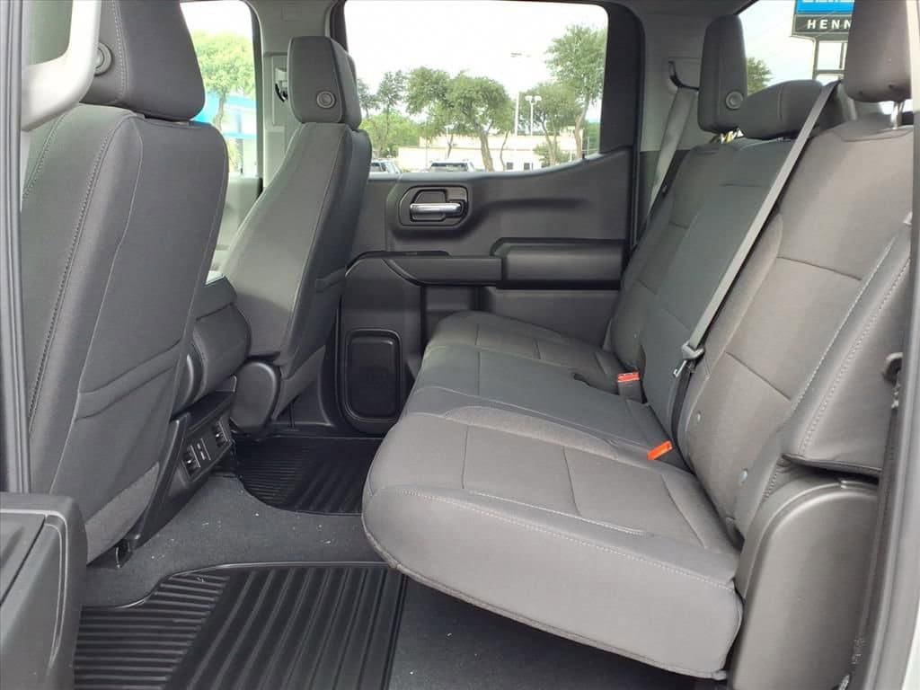 New 2026 Chevrolet Silverado 1500 Custom w/ Turbomax Blackout Package RWD image 17