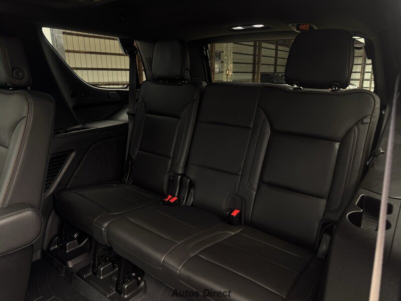 Used 2021 Chevrolet Tahoe High Country w/ Premium Package AWD/4WD image 40