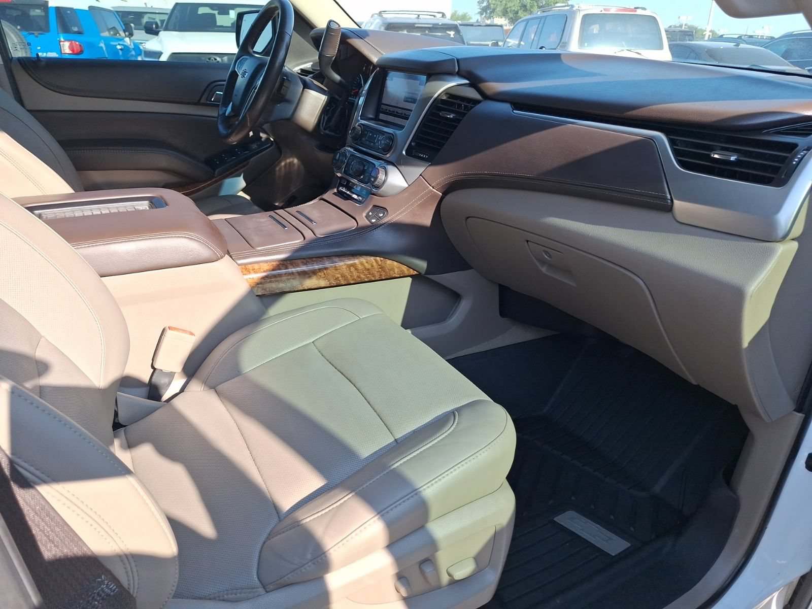 Used 2018 Chevrolet Tahoe Premier w/ RST 6.2L Performance Edition RWD image 34