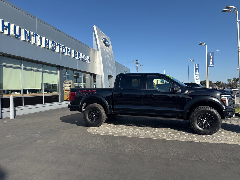Used 2025 Ford F150 Raptor image 3