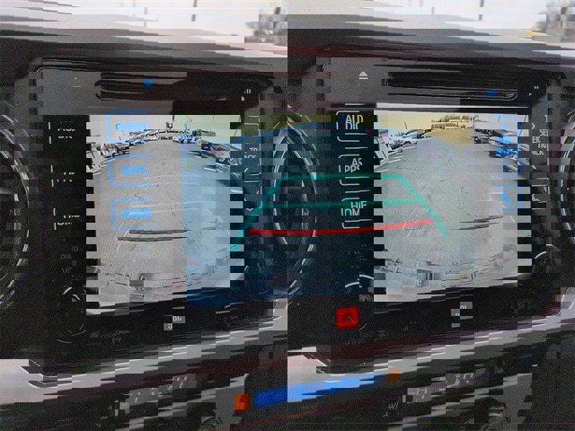 Used 2017 Toyota Tacoma Limited image 24