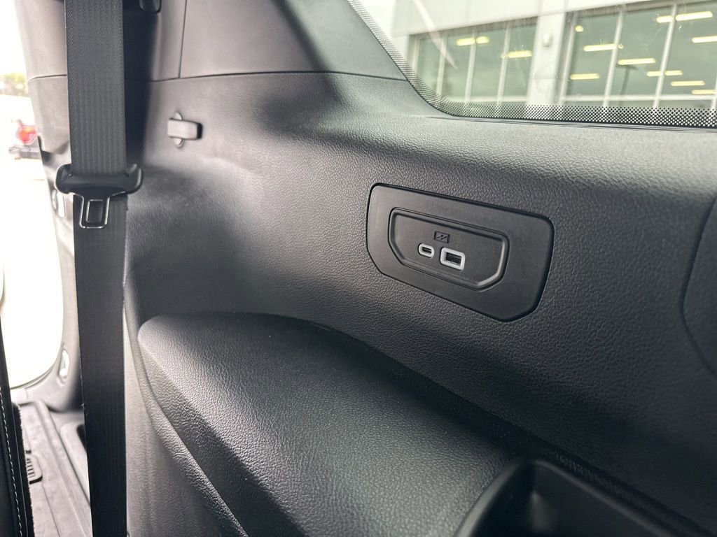 Used 2025 Jeep Grand Cherokee L Altitude image 27