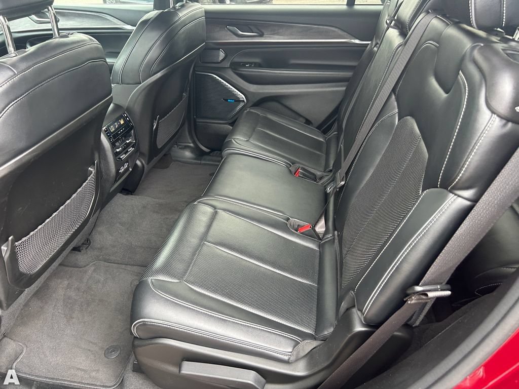 Certified 2022 Jeep Grand Cherokee L Overland AWD/4WD image 17