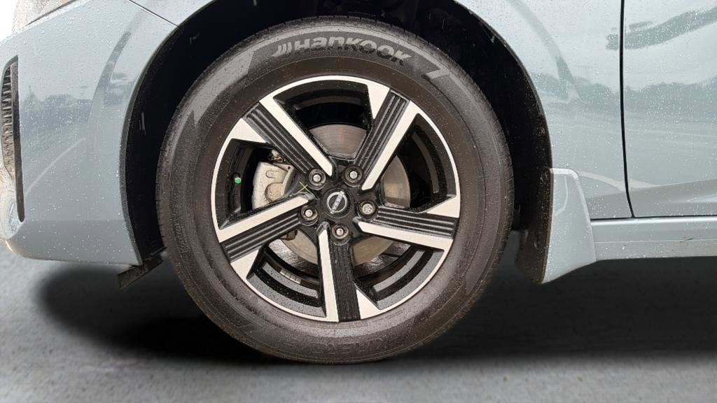 Certified 2024 Nissan Sentra SV FWD image 26