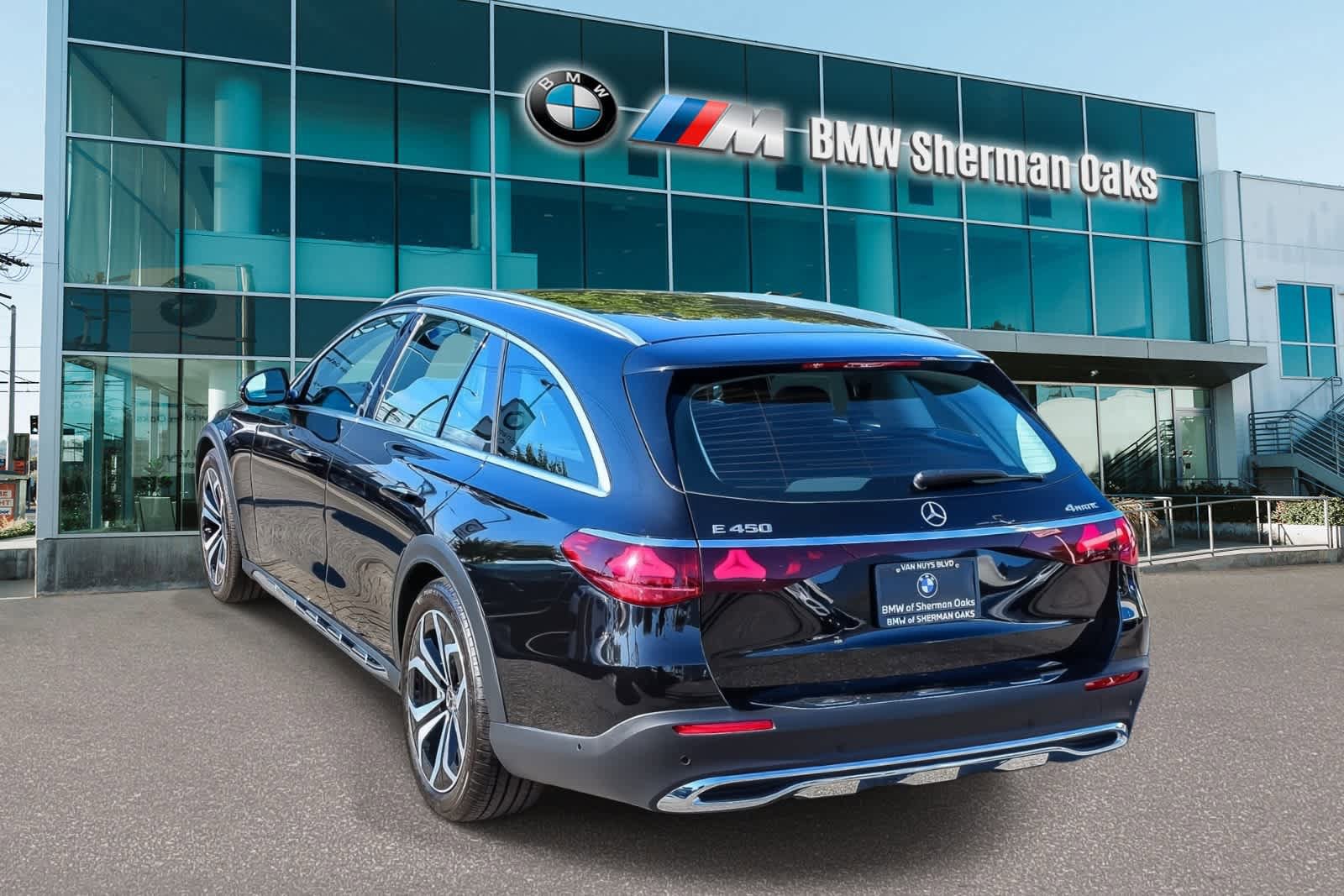 Used 2025 Mercedes-Benz E 450 4MATIC All-Terrain Wagon image 6