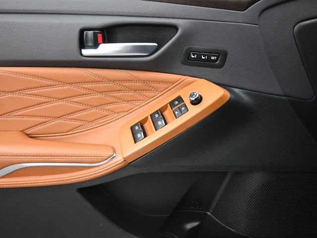 Used 2020 Toyota Avalon Limited w/ Advanced Safety Package FWD image 27