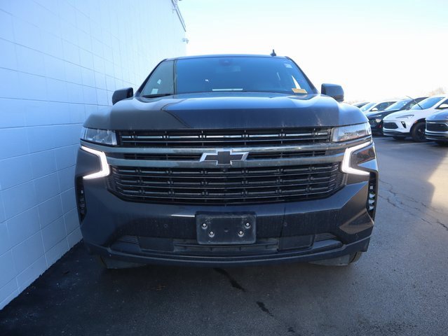 Used 2021 Chevrolet Suburban RST w/ Luxury Package image 2