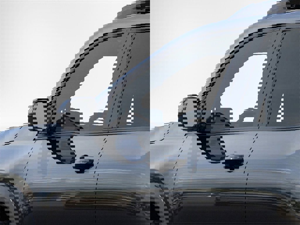 New 2026 Chevrolet Equinox ACTIV w/ LPO, Floor Liner Package image 12