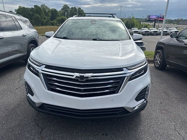 Used 2022 Chevrolet Equinox Premier AWD/4WD image 2