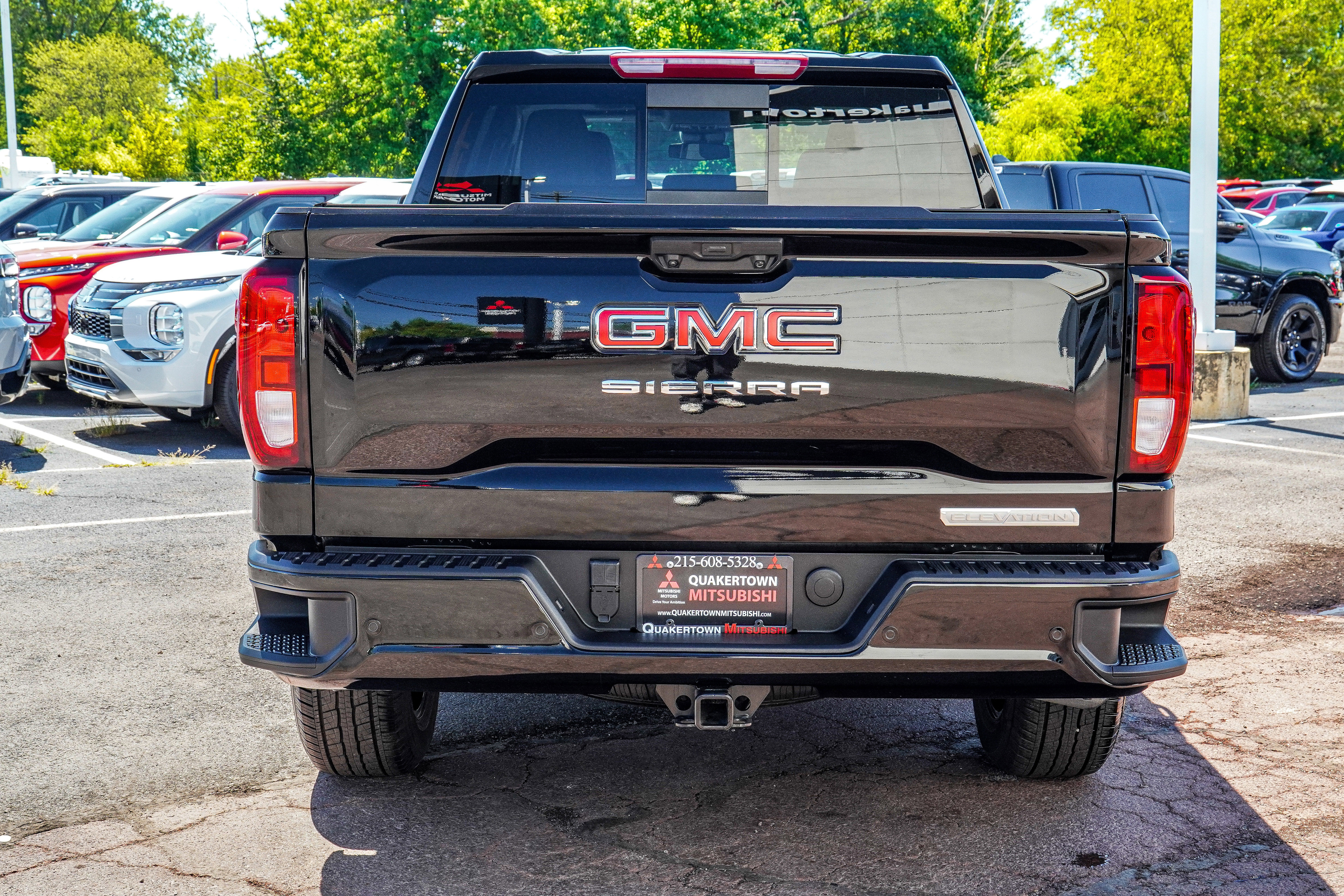 Used 2025 GMC Sierra 1500 Elevation w/ Elevation Premium Package image 6