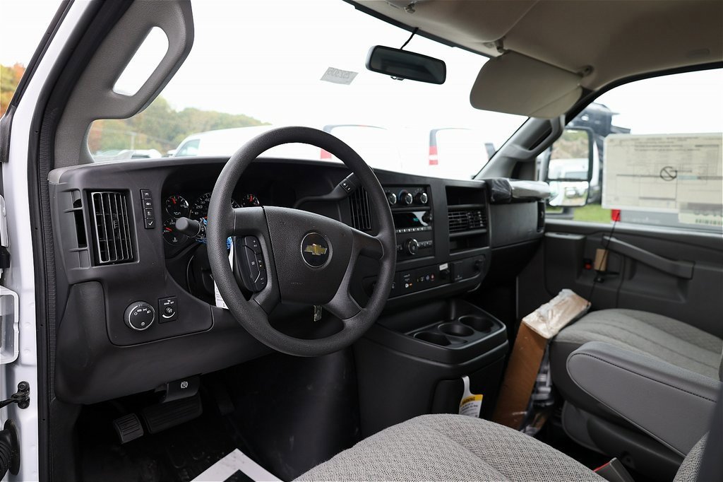 New 2025 Chevrolet Express 3500 w/ Power Convenience Package image 24
