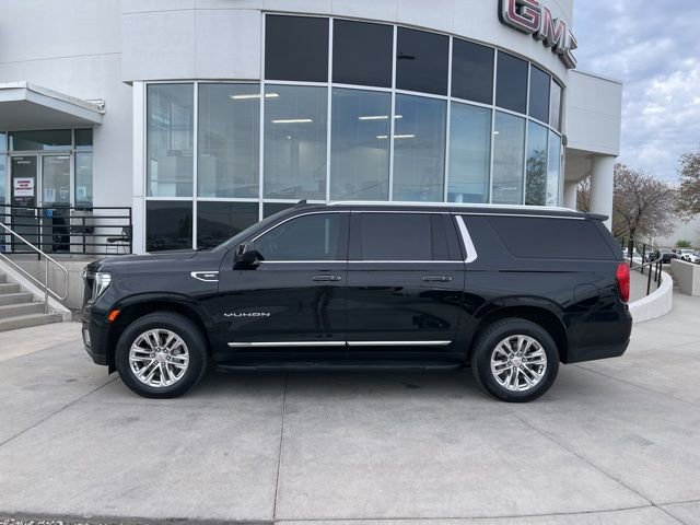 Used 2023 GMC Yukon XL SLT image 4