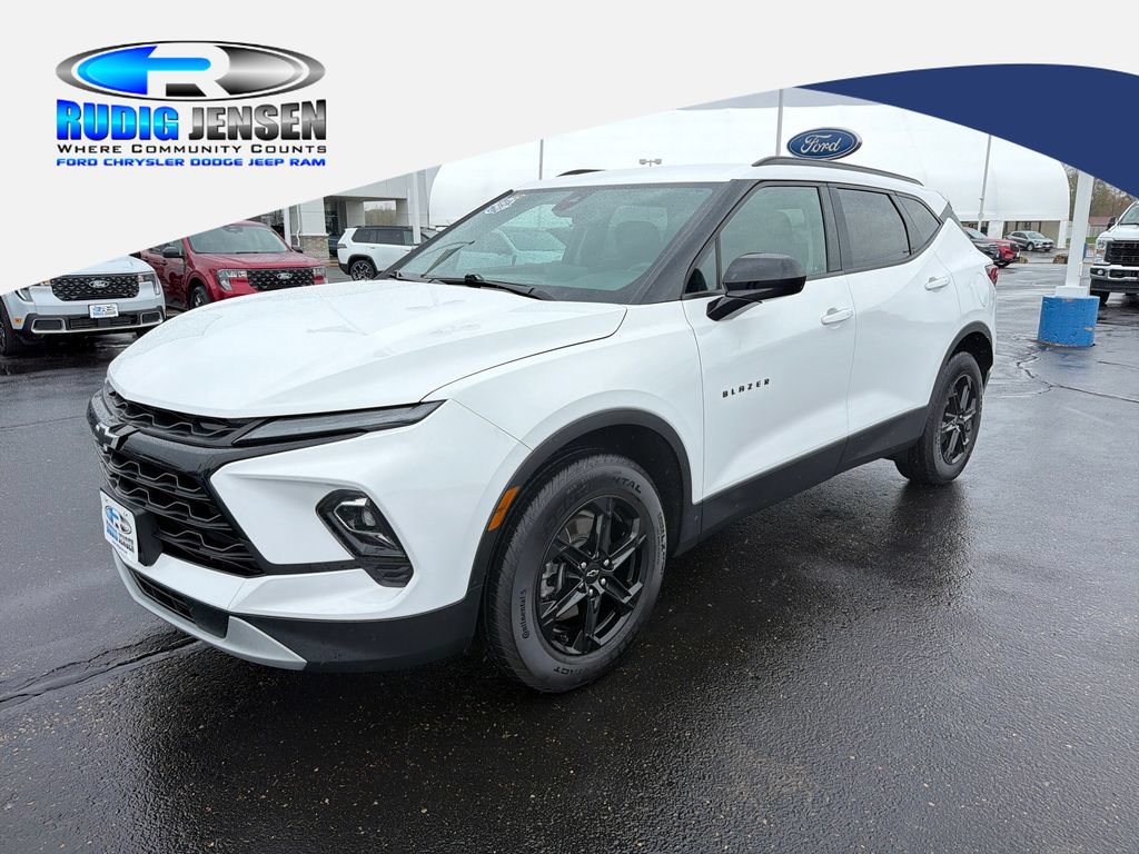 Used 2023 Chevrolet Blazer LT w/ Convenience Package AWD/4WD image 1