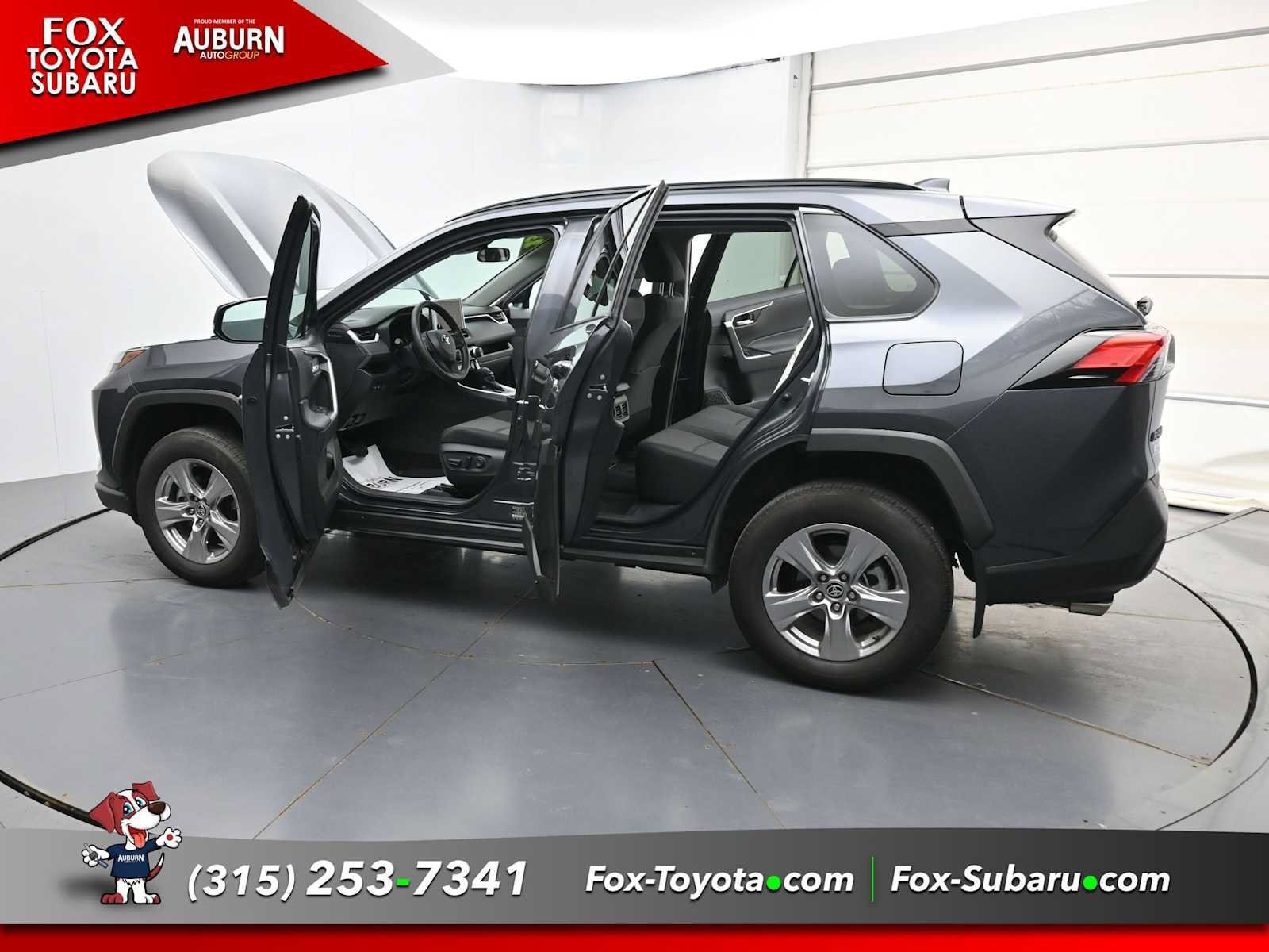 Used 2023 Toyota RAV4 XLE AWD/4WD image 44