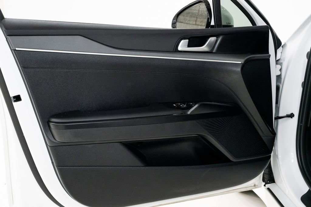Certified 2025 Kia K5 LXS image 9