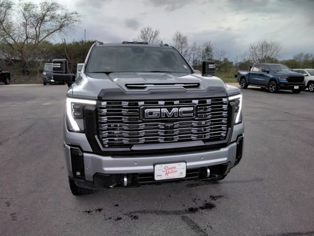 Used 2025 GMC Sierra 2500 Denali Ultimate AWD/4WD image 10