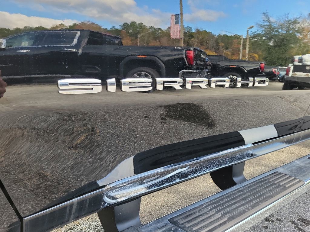 New 2025 GMC Sierra 3500 SLT w/ SLT Premium Package image 8