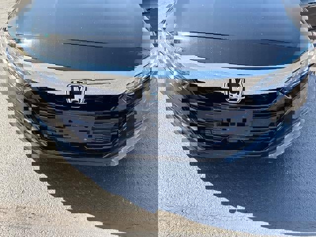 Used 2019 Honda Accord EX image 31