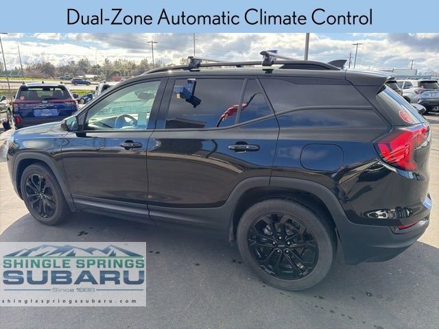 Used 2020 GMC Terrain SLE w/ Driver Convenience Package image 8